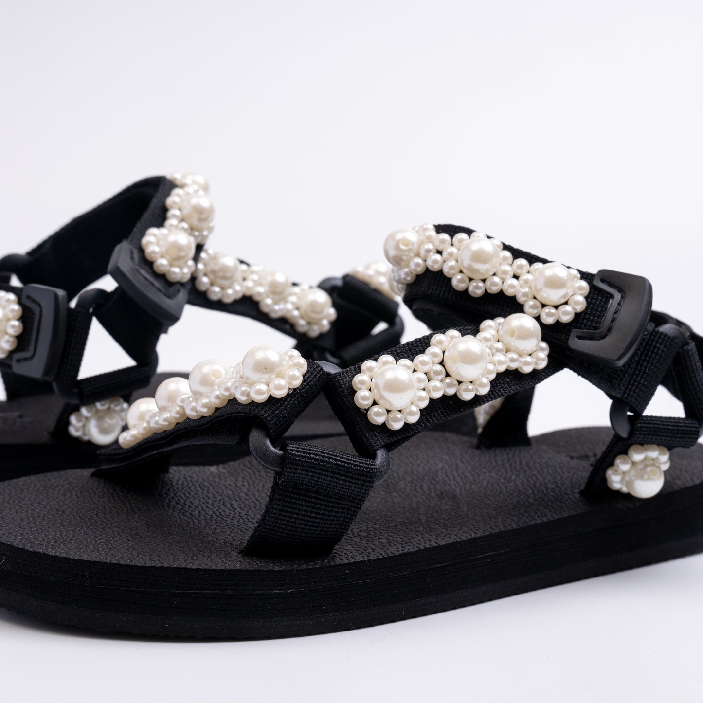 White Pearly JaeDals 1.0