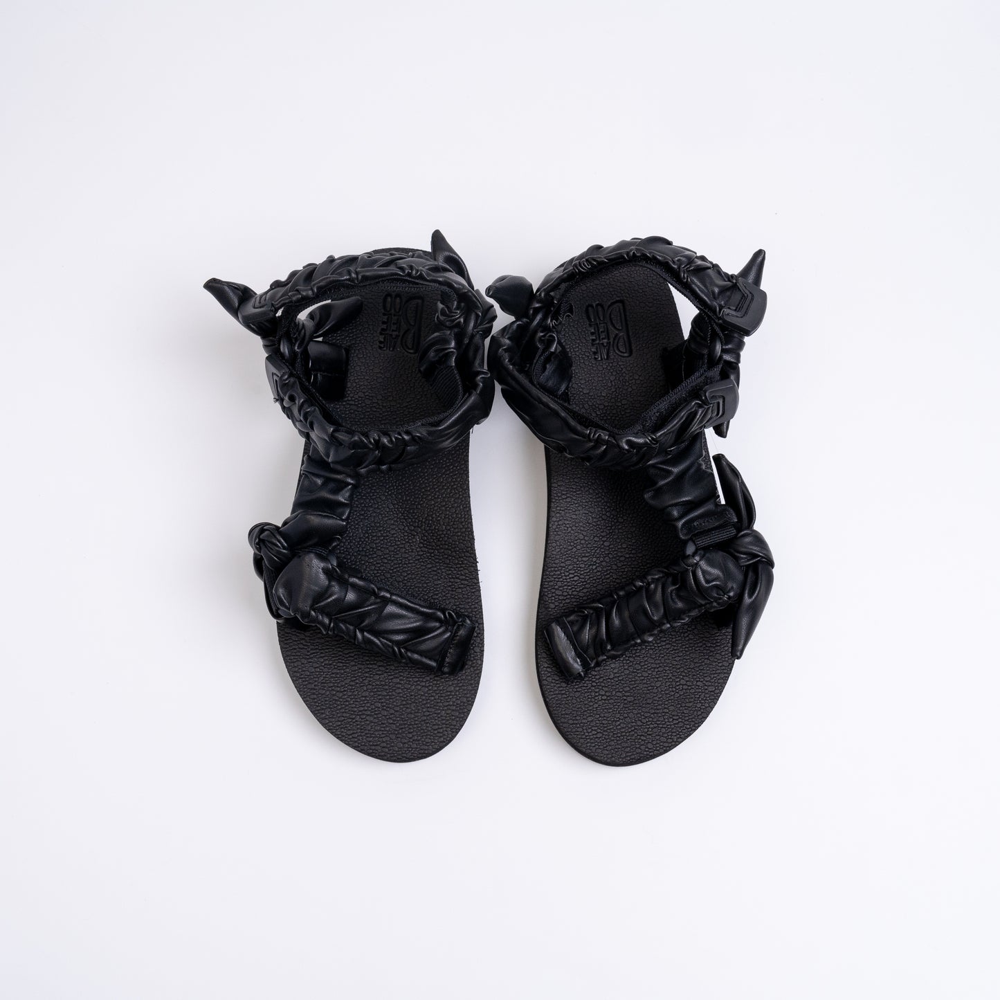 Black Leather JaeDals