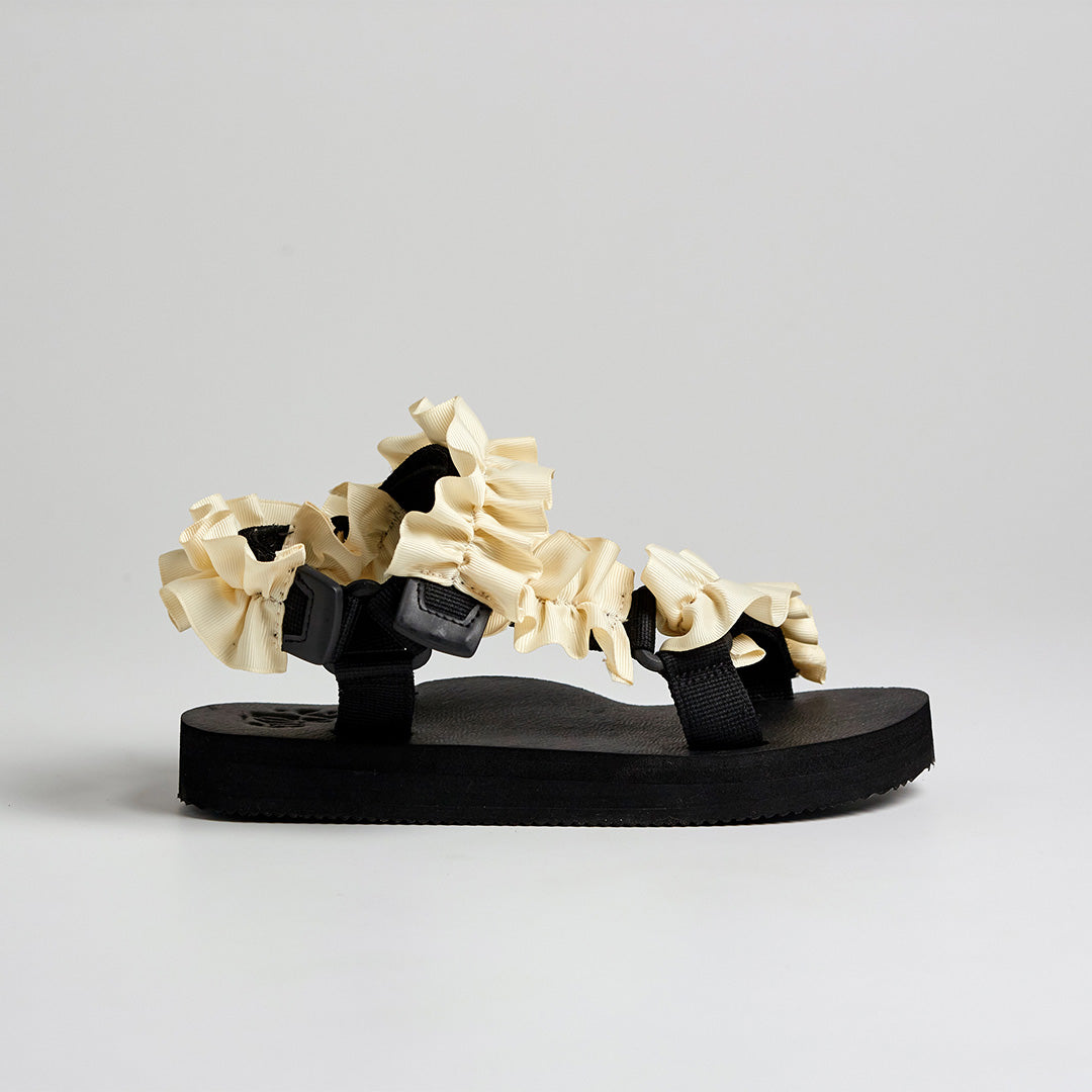 cream frills, jaedals,sandals