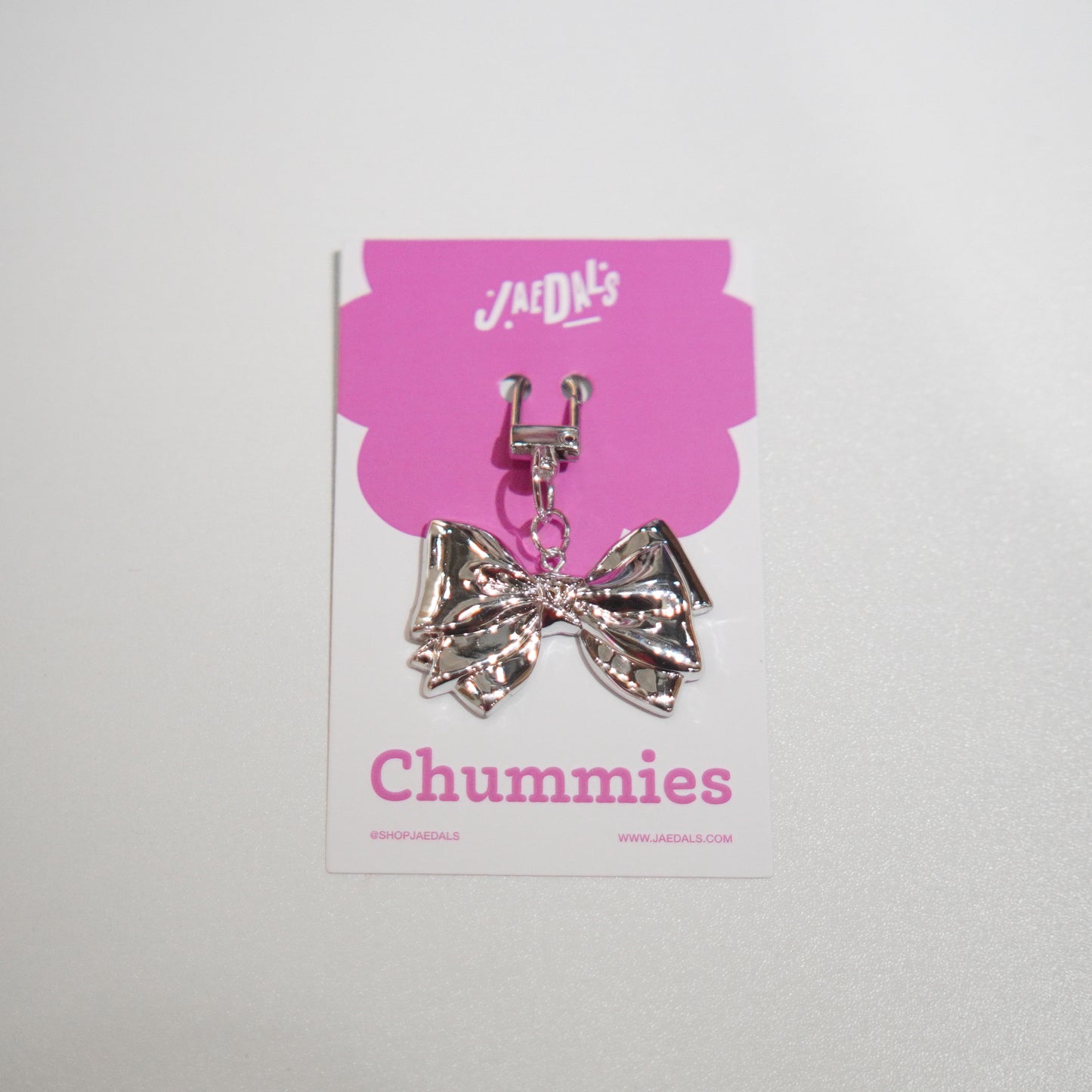 JaeDals Silver Ribbon Chummies