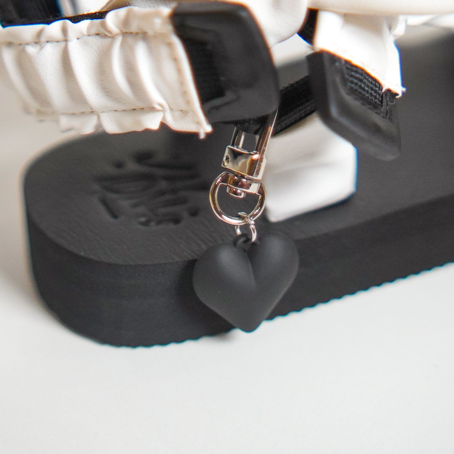 JaeDals Heart Chummies