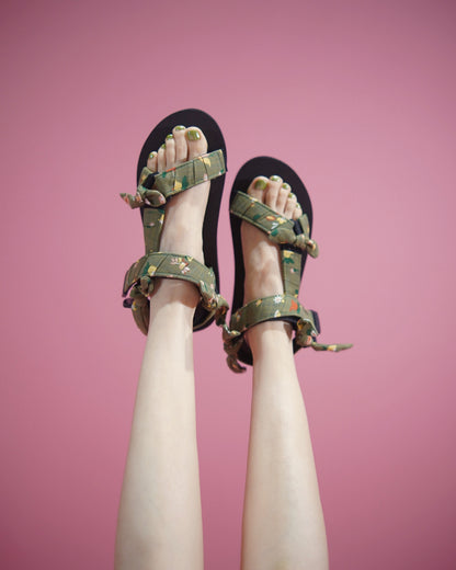 ⁠Green Botanics JaeDals